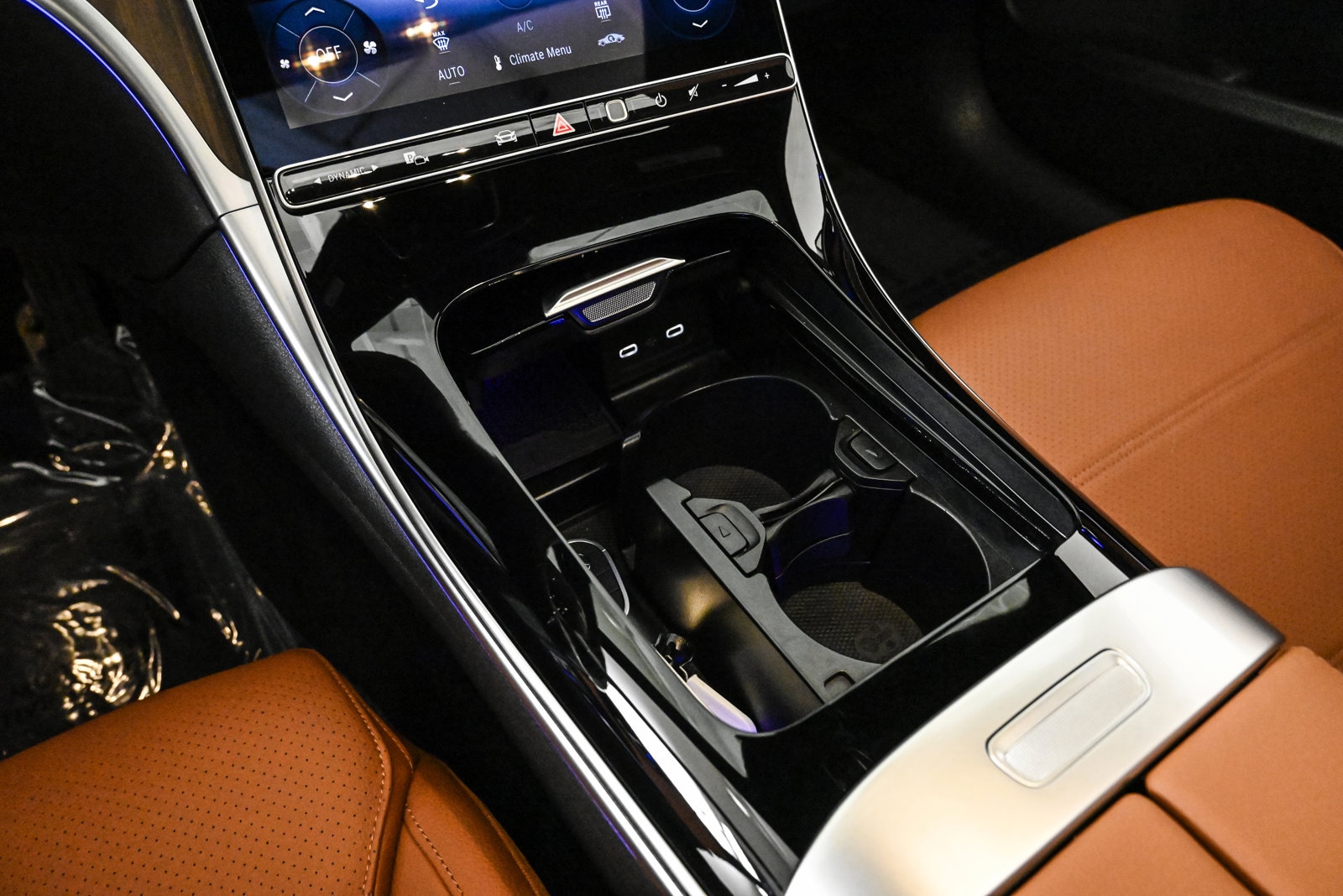 2025 MERCEDES-BENZ C-CLASS - Image 13