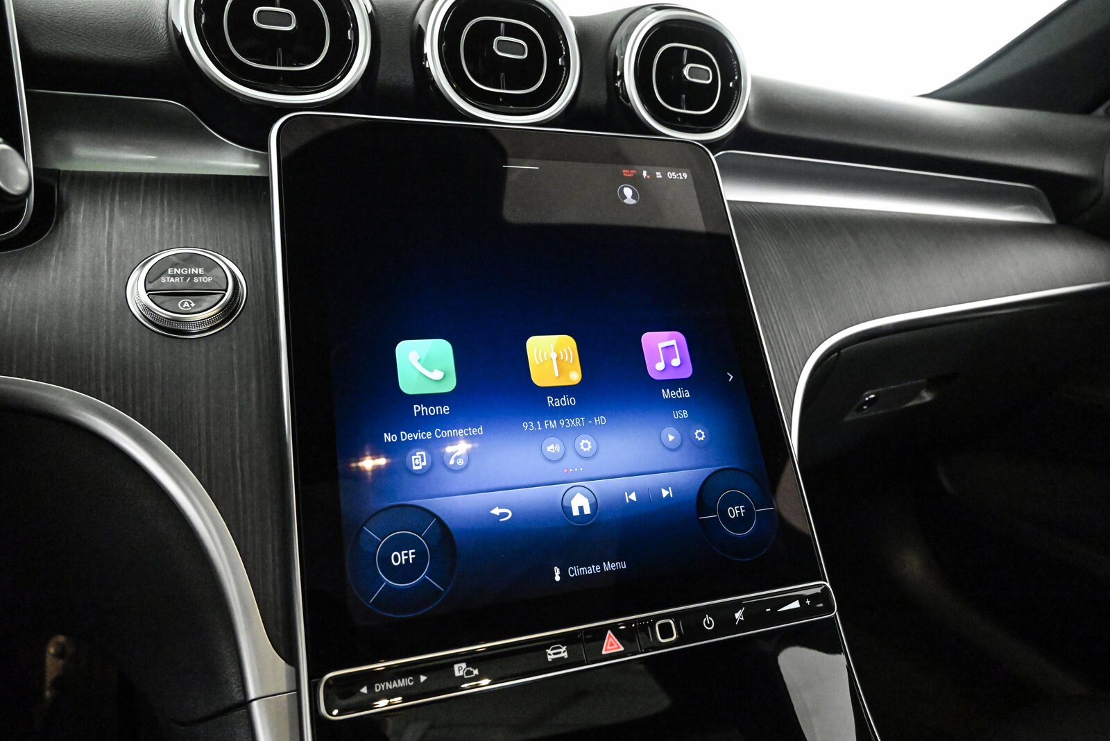 2026 MERCEDES-BENZ C-CLASS - Image 14