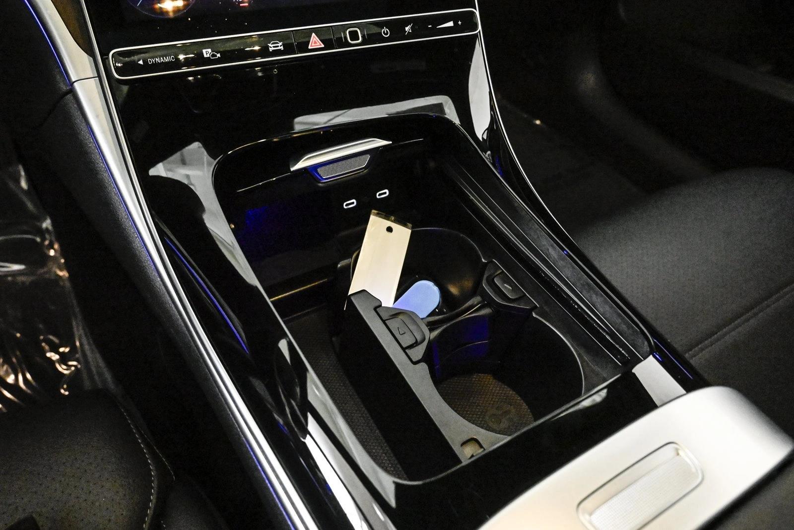 2025 MERCEDES-BENZ C-CLASS - Image 13