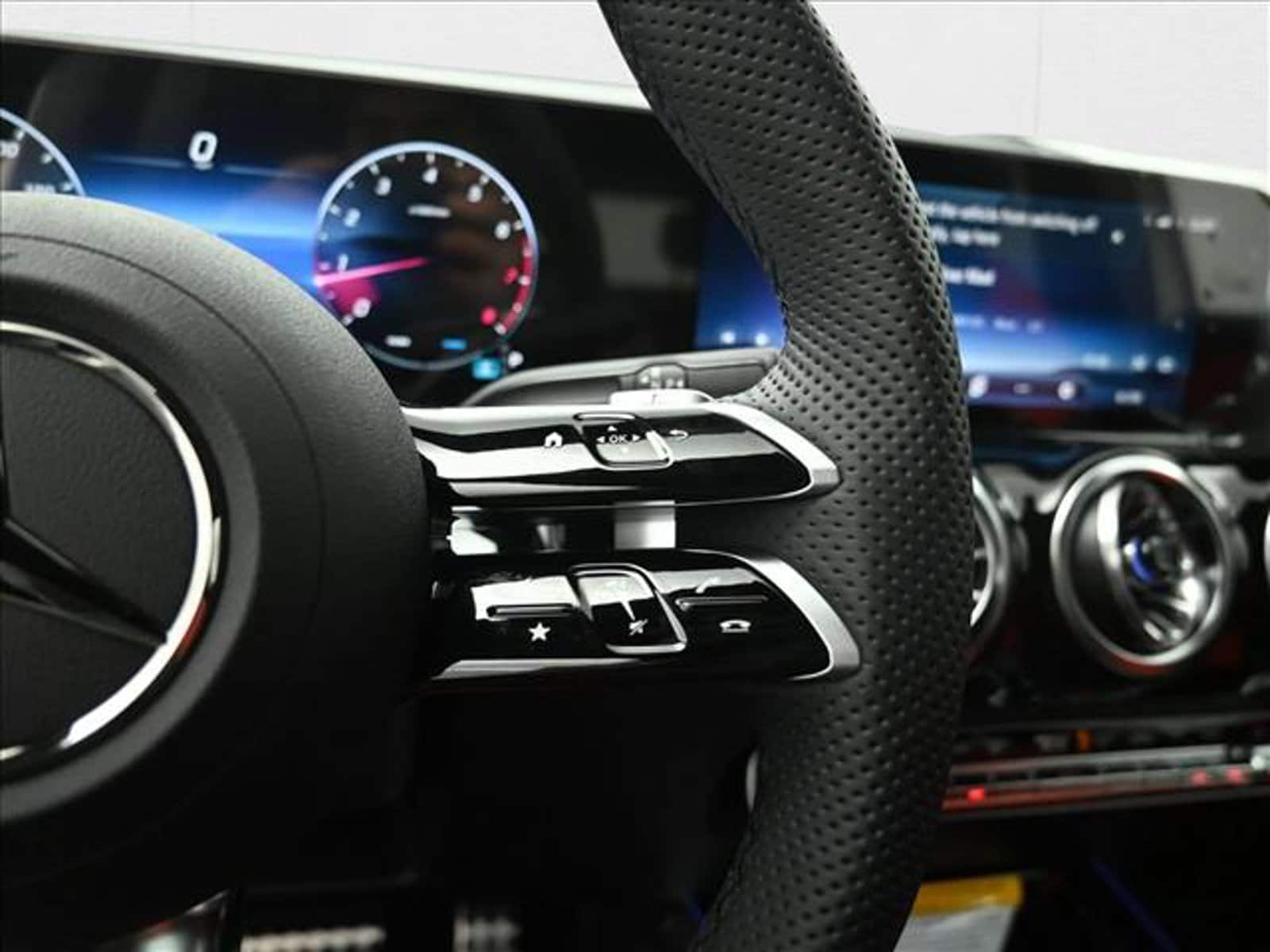 2026 MERCEDES-BENZ GLA-CLASS - Image 16