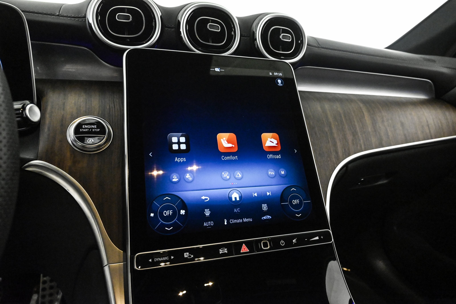 2025 MERCEDES-BENZ GLC-CLASS - Image 16