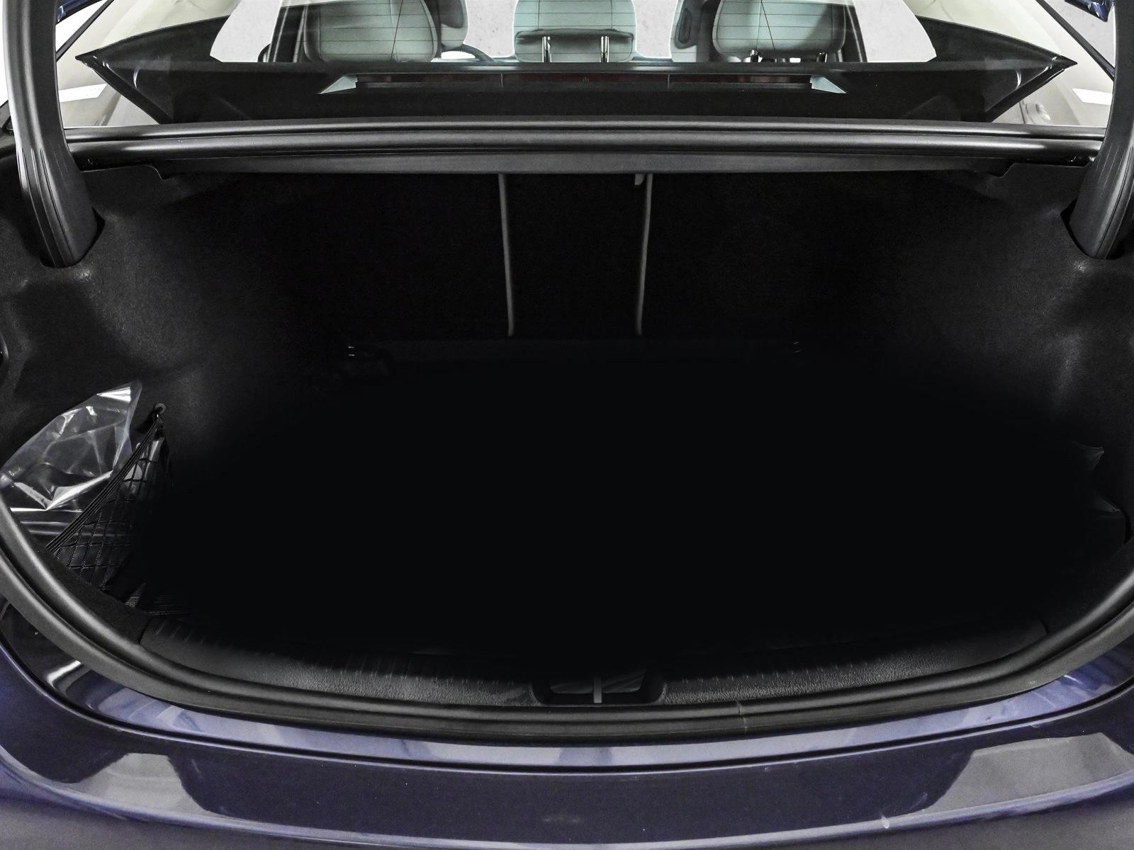 2026 MERCEDES-BENZ C-CLASS - Image 6