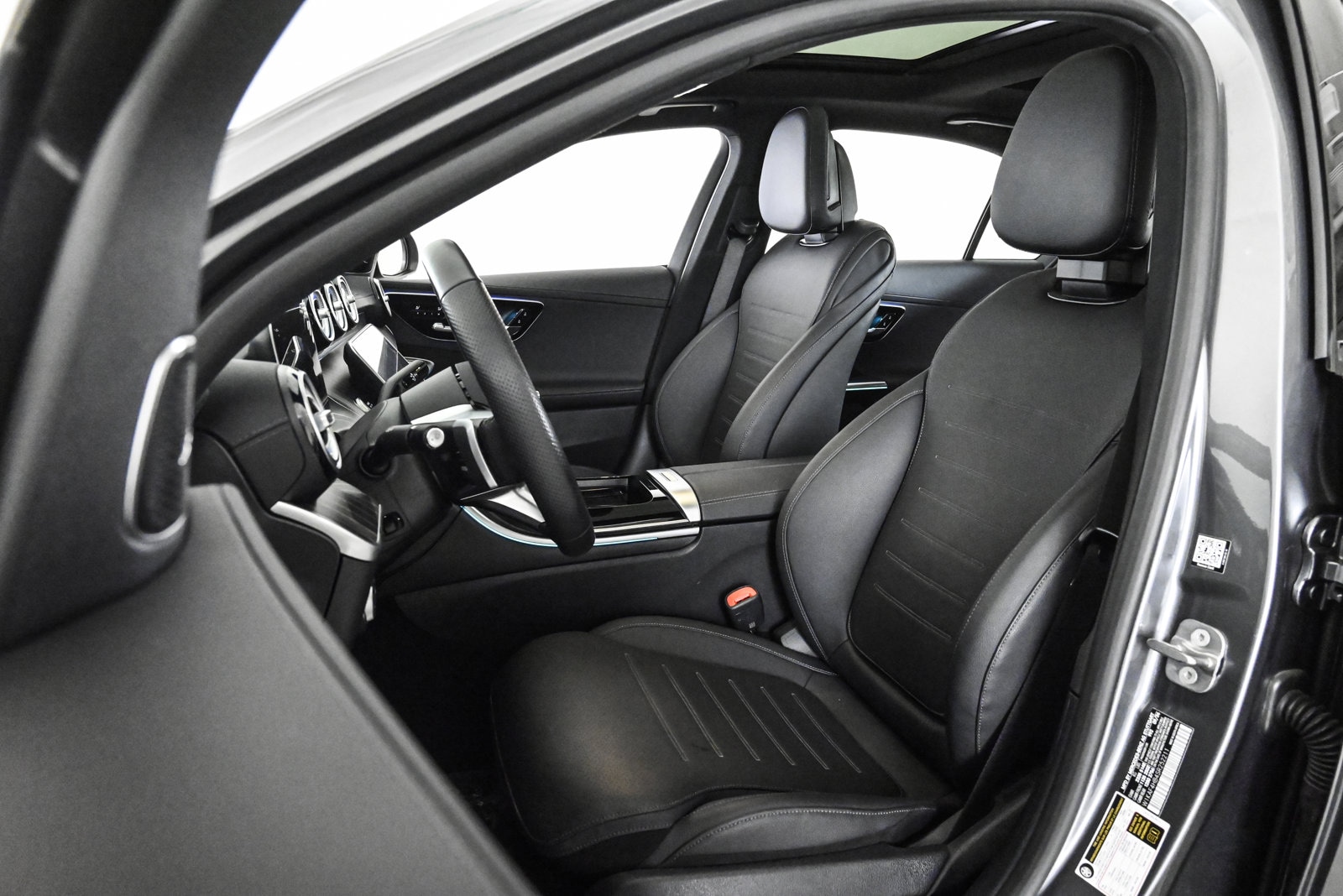 2025 MERCEDES-BENZ C-CLASS - Image 18