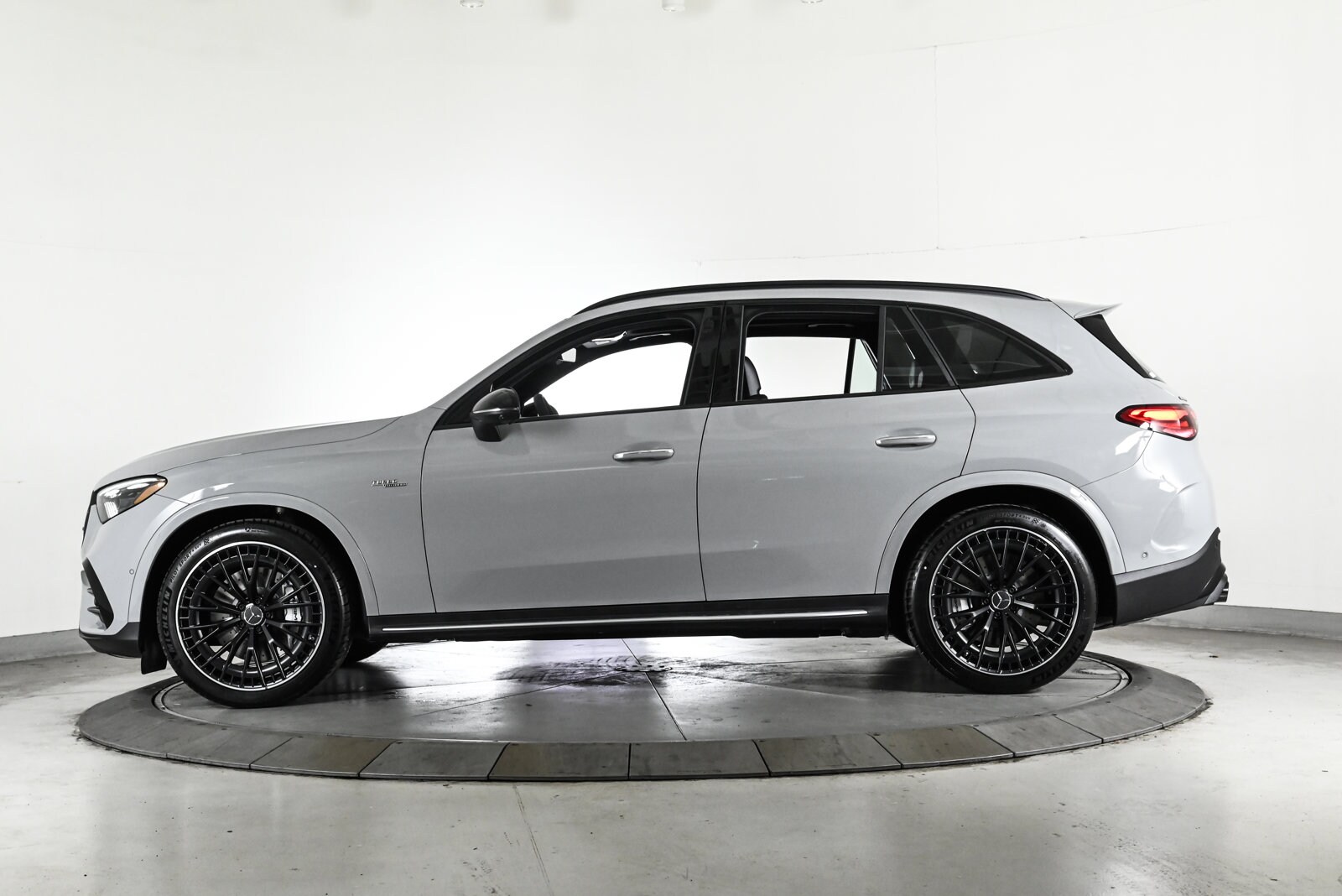 2026 MERCEDES-BENZ GLC-CLASS - Image 9