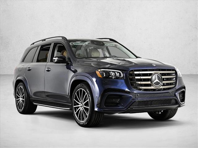 2026 Mercedes Benz GLS 450 4MATIC photo 3