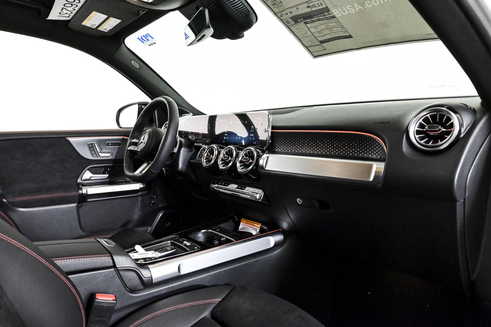 2025 MERCEDES-BENZ GLB-CLASS - Image 9