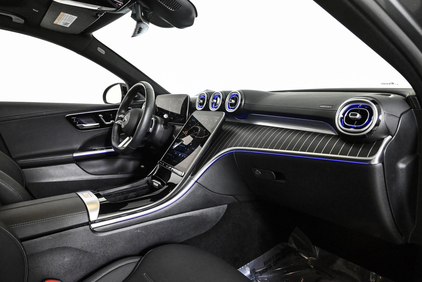 2025 MERCEDES-BENZ C-CLASS - Image 24