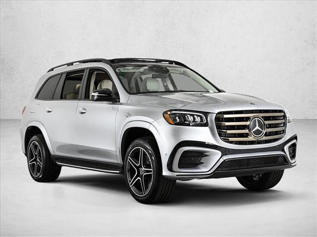 2026 Mercedes Benz GLS 450 4MATIC photo 3