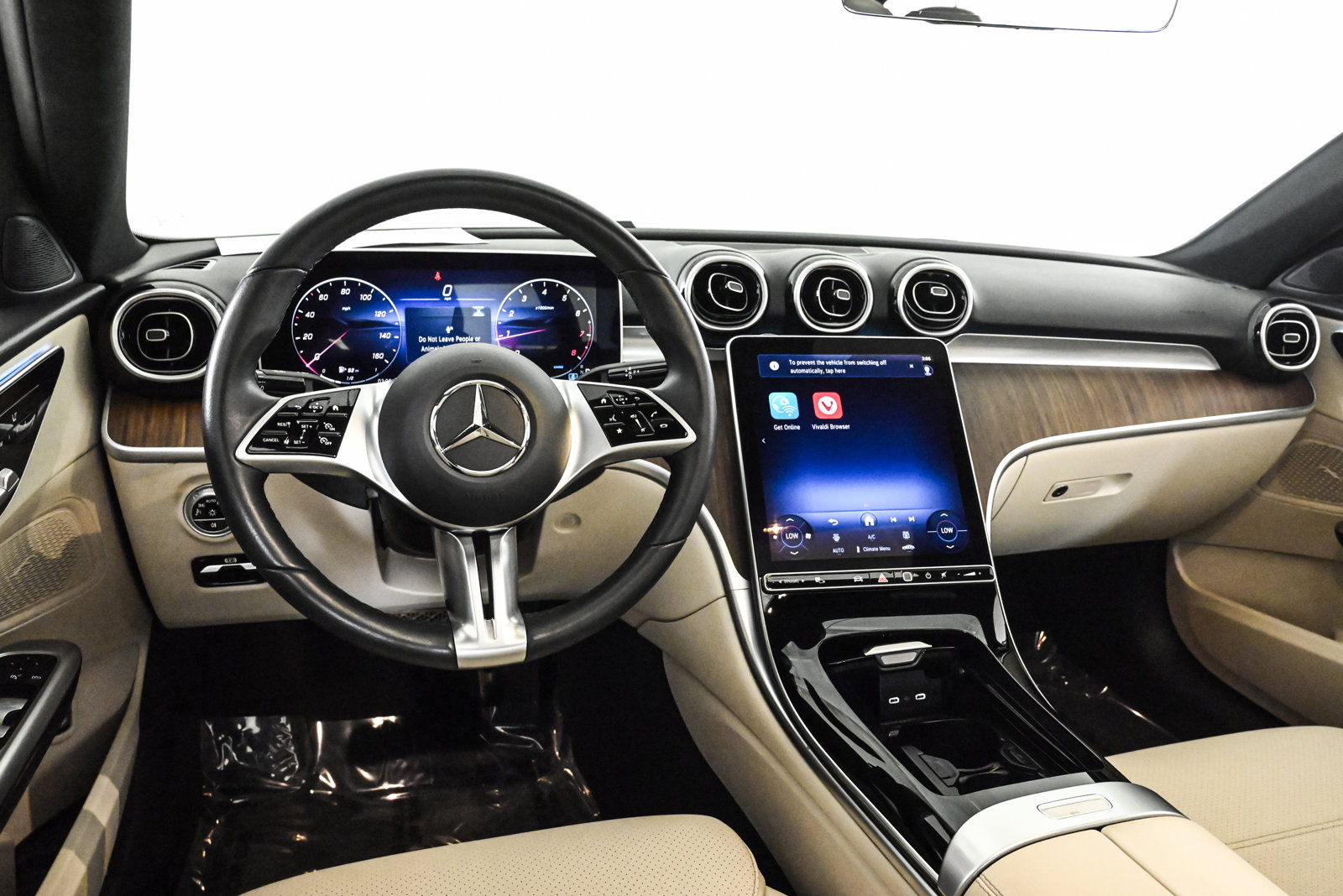 2025 MERCEDES-BENZ C-CLASS - Image 19