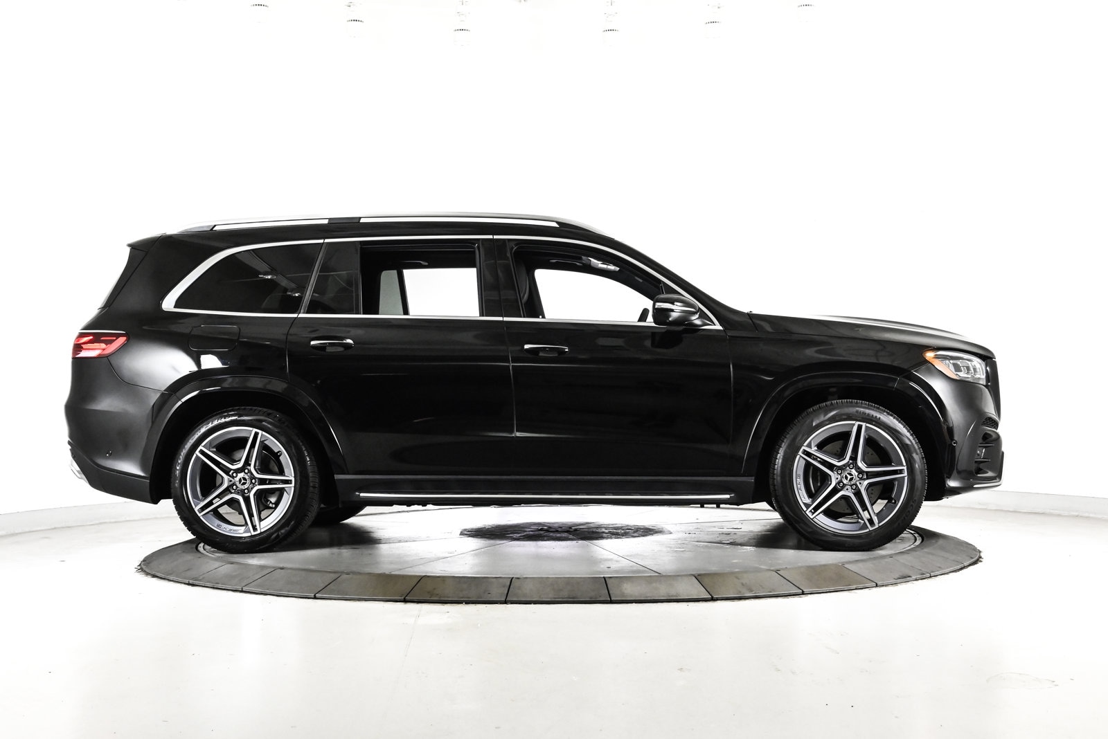 2025 MERCEDES-BENZ GLS-CLASS - Image 4