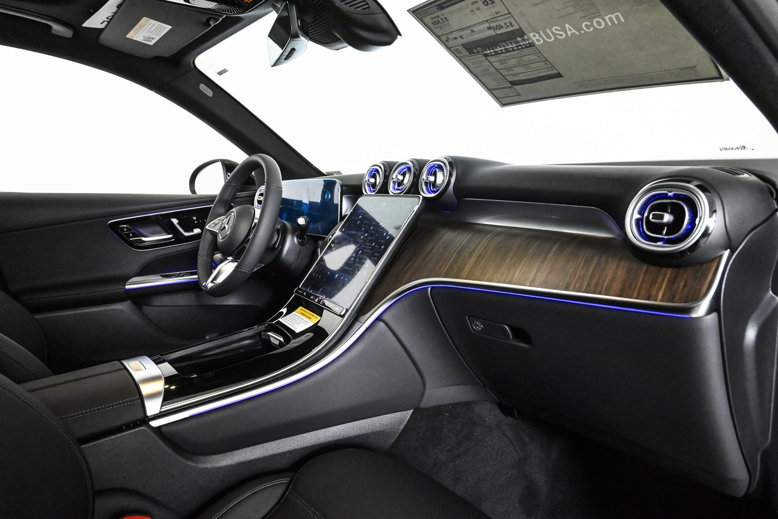 2026 MERCEDES-BENZ GLC-CLASS - Image 24