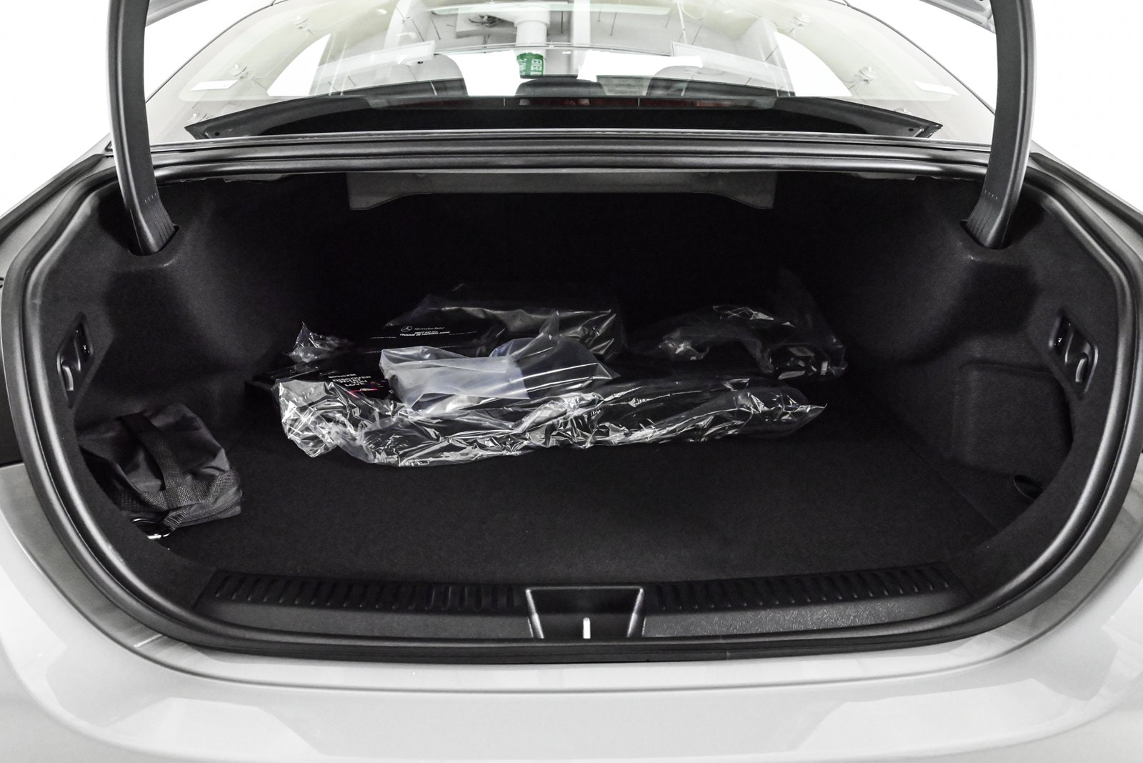 2026 MERCEDES-BENZ E-CLASS - Image 6