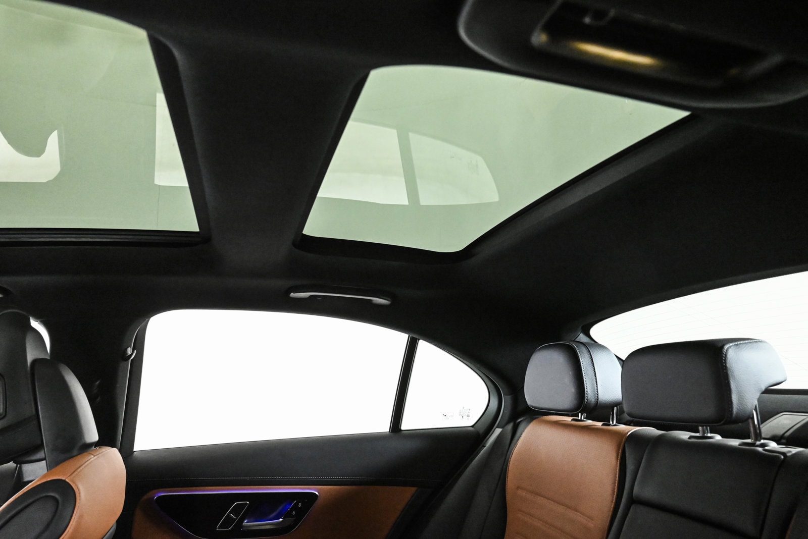 2025 MERCEDES-BENZ C-CLASS - Image 21