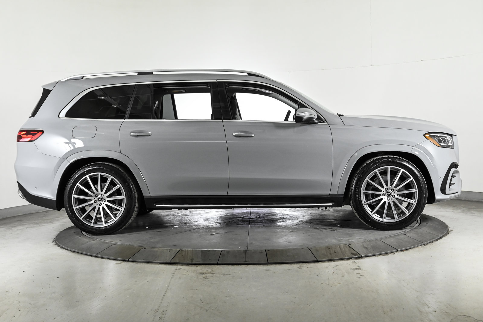 2026 MERCEDES-BENZ GLS-CLASS - Image 5