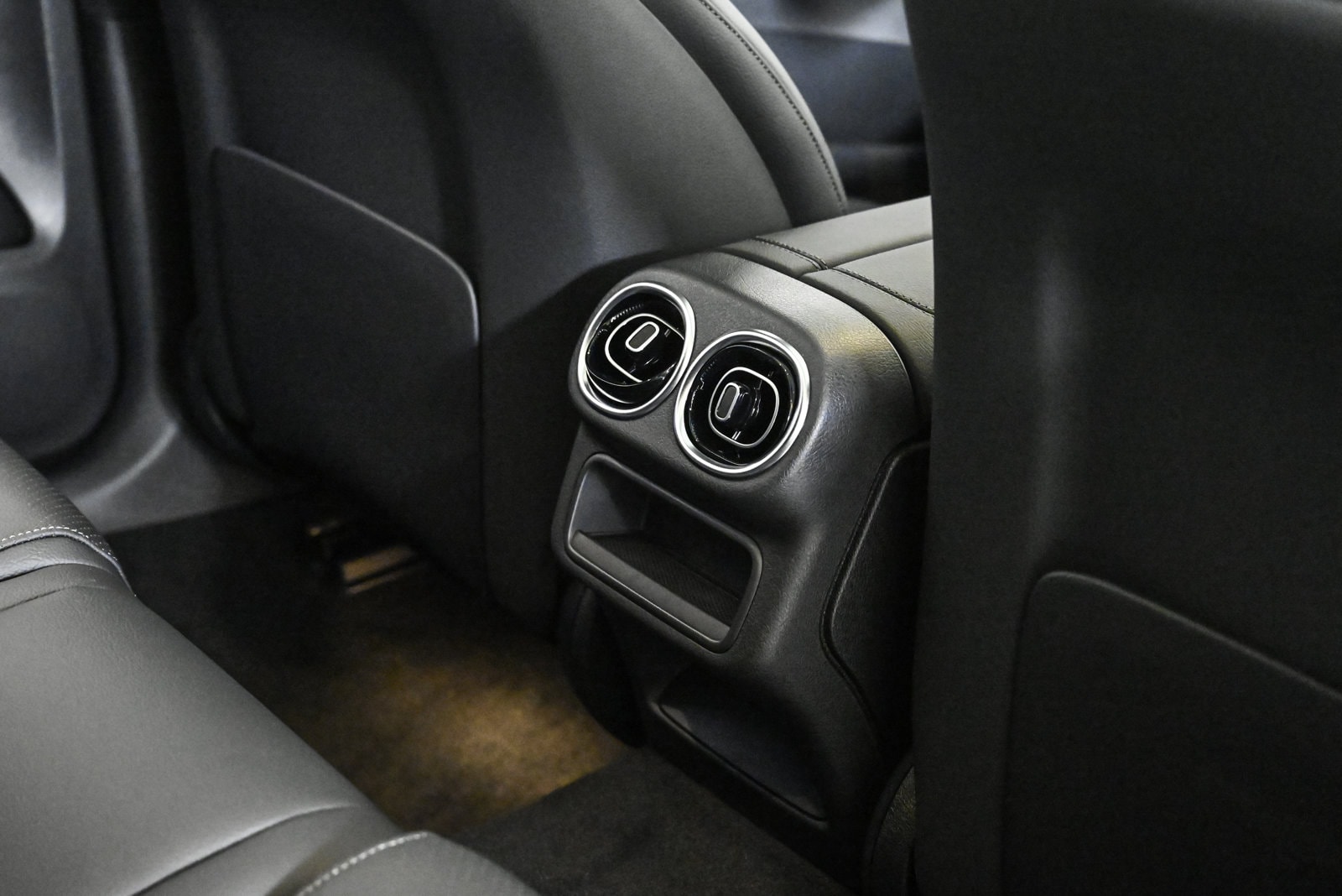 2026 MERCEDES-BENZ GLC-CLASS - Image 19