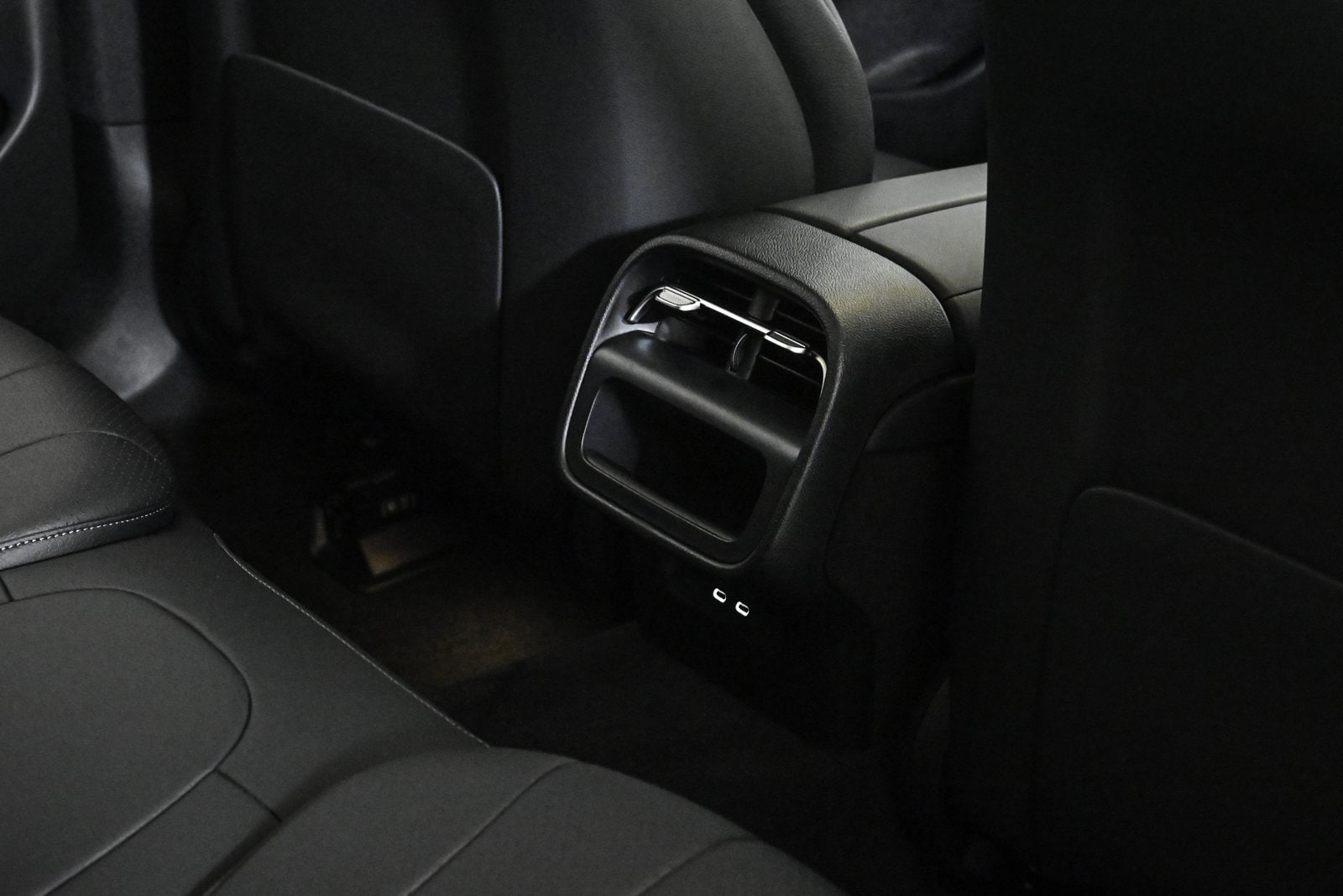 2025 MERCEDES-BENZ E-CLASS - Image 19