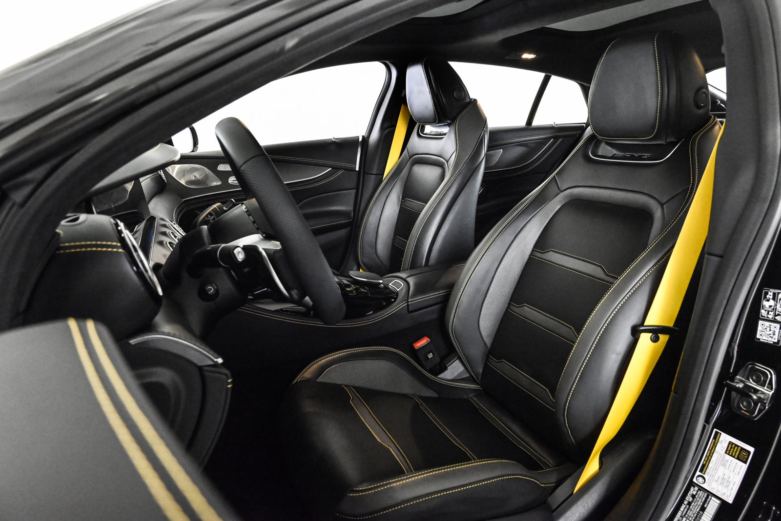 2026 MERCEDES BENZ AMG GT - Image 17