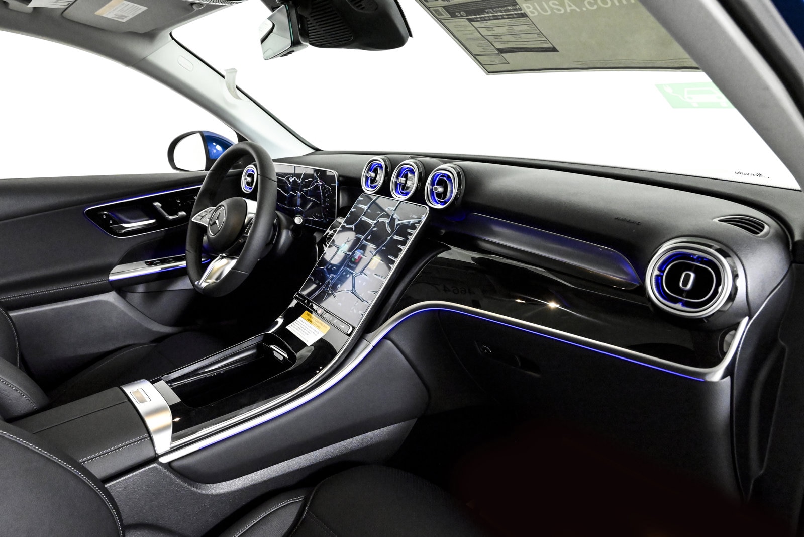 2025 MERCEDES-BENZ GLC-CLASS - Image 9