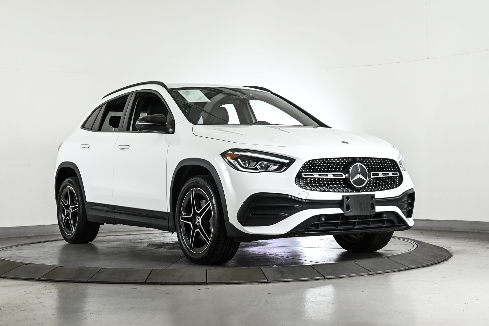 2023 MERCEDES-BENZ GLA-CLASS - Image 3