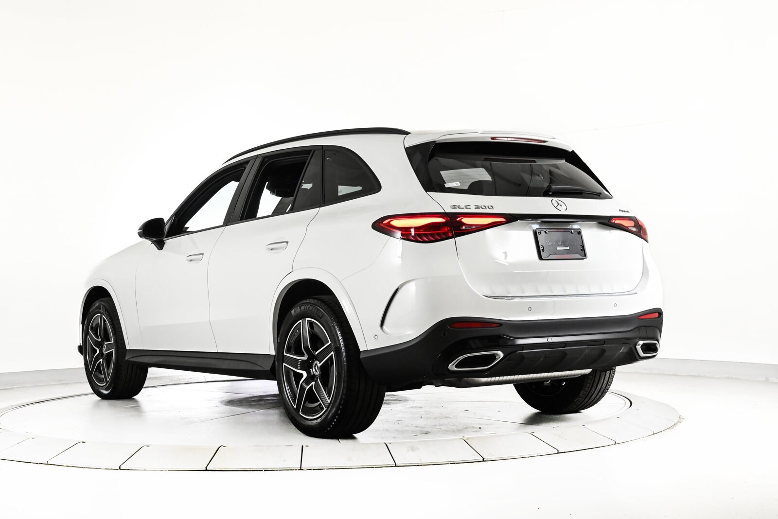 2026 MERCEDES-BENZ GLC-CLASS - Image 8