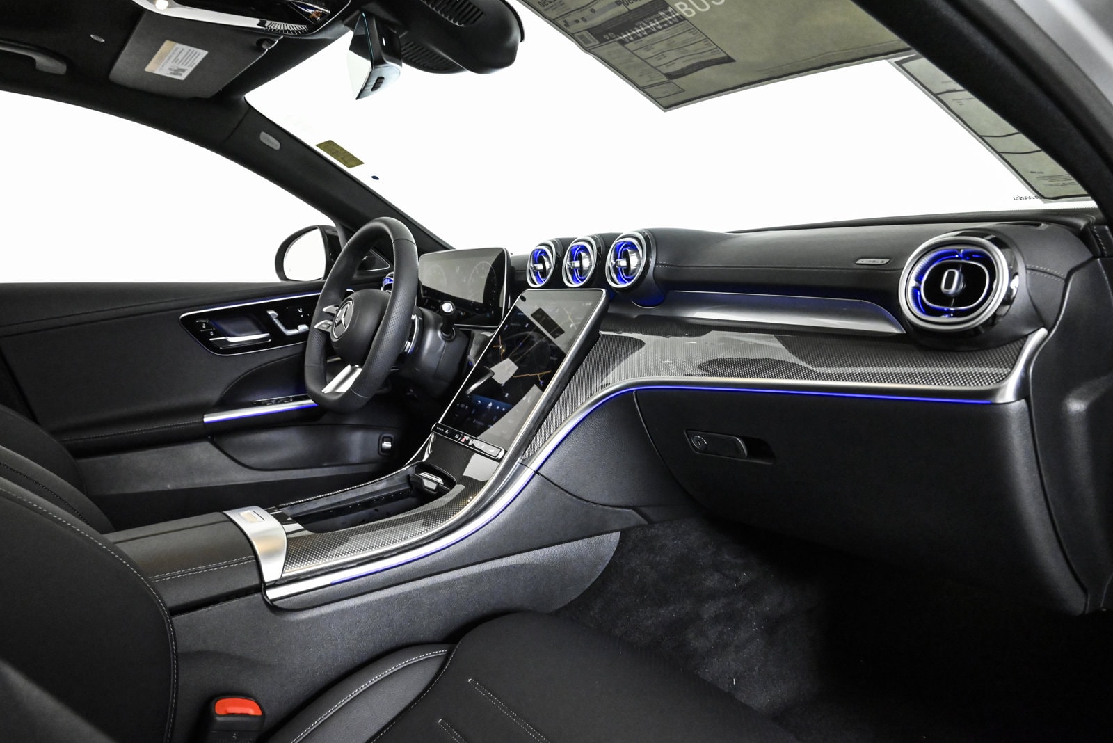 2025 MERCEDES-BENZ C-CLASS - Image 24