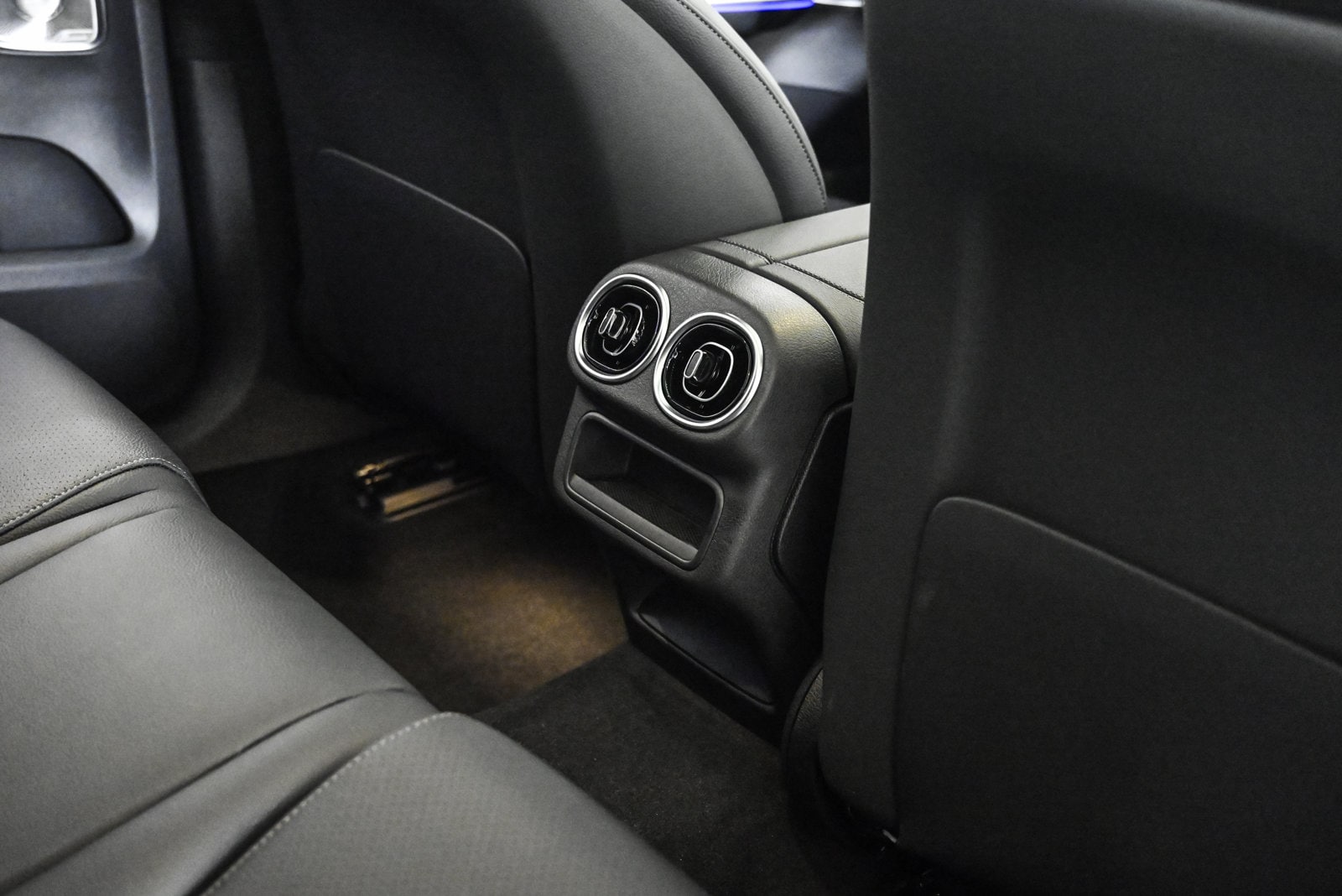 2026 MERCEDES-BENZ GLC-CLASS - Image 19