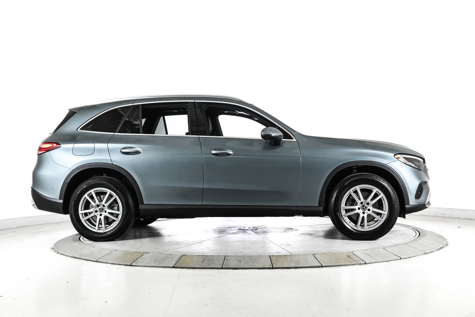 2026 MERCEDES-BENZ GLC-CLASS - Image 4