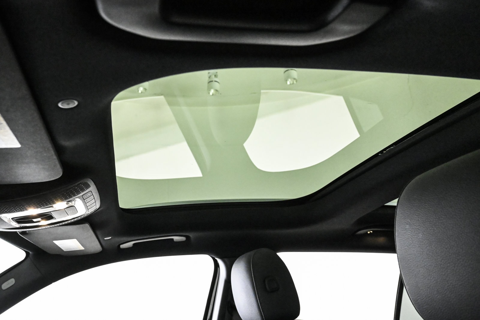 2023 MERCEDES-BENZ EQB-CLASS - Image 17