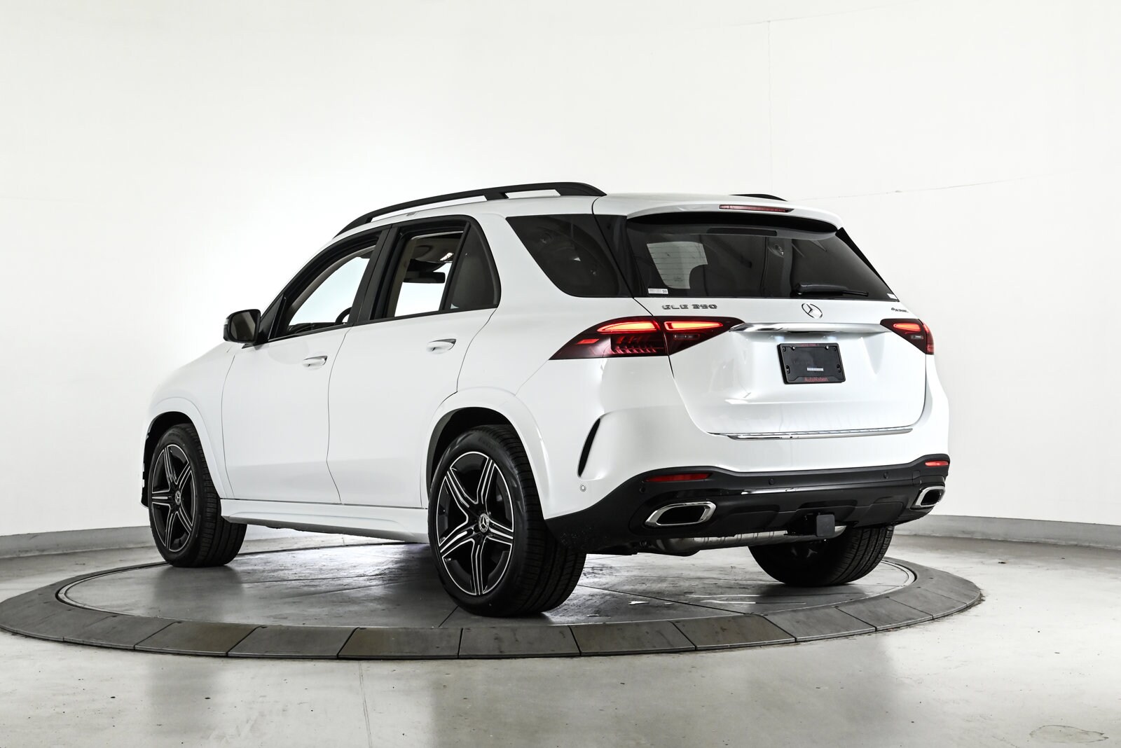 2026 MERCEDES-BENZ GLE-CLASS - Image 8