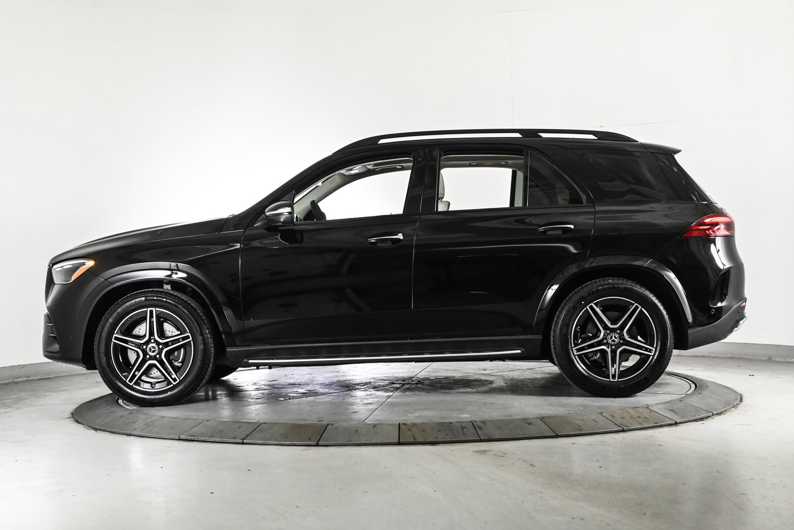 2026 MERCEDES-BENZ GLE-CLASS - Image 8