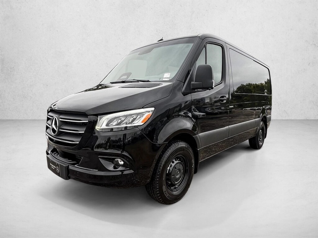 New 2026 Mercedes-Benz Sprinter Cargo Van 2500 Standard Roof I4 Diesel 144" RWD Van Cargo Van