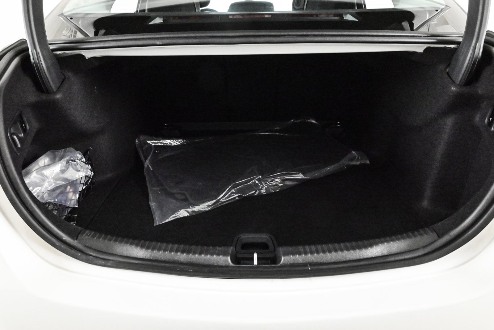 2025 MERCEDES-BENZ C-CLASS - Image 6