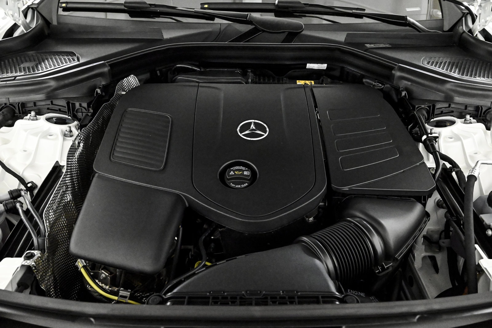 2025 MERCEDES-BENZ GLC-CLASS - Image 10