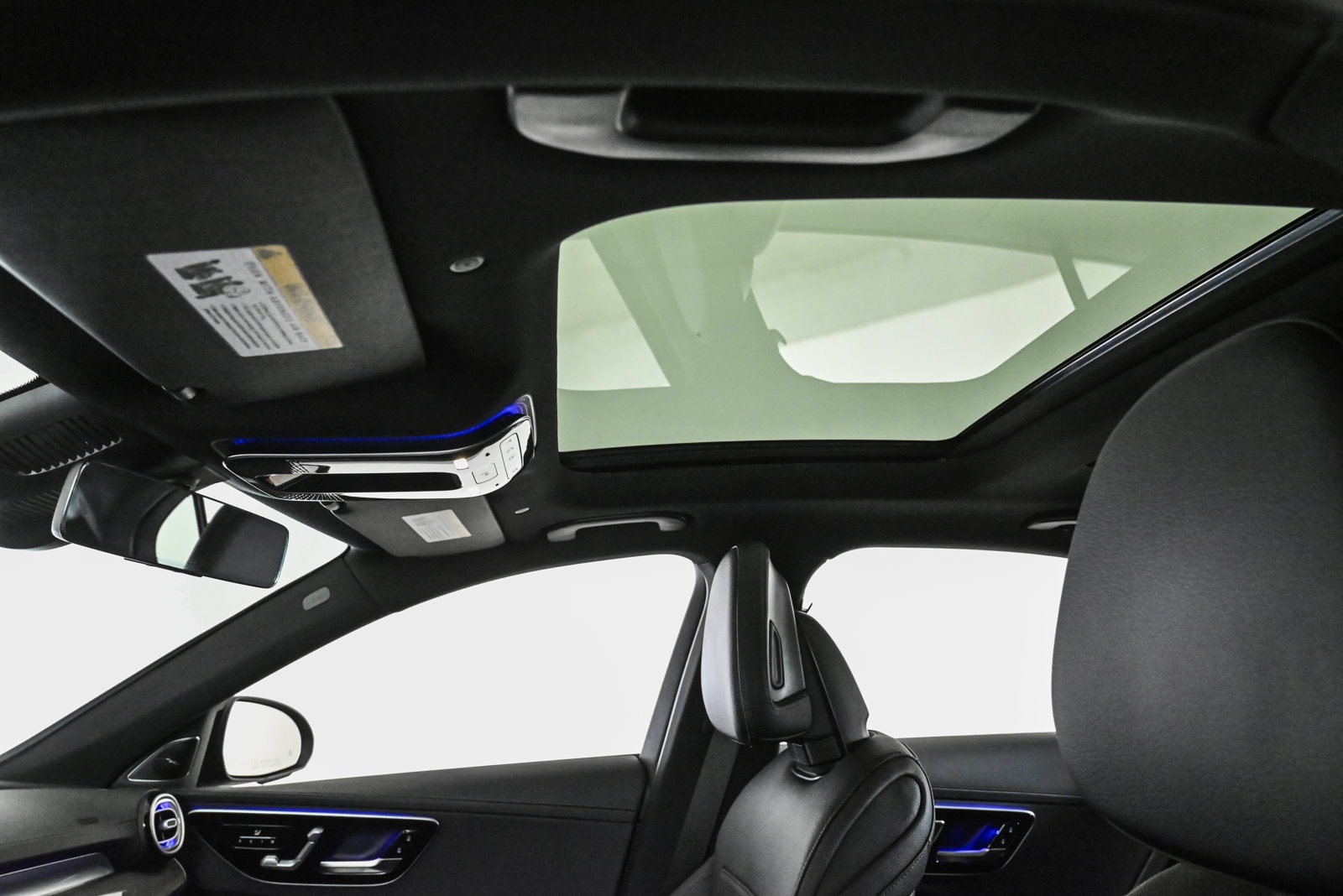 2026 MERCEDES-BENZ C-CLASS - Image 17