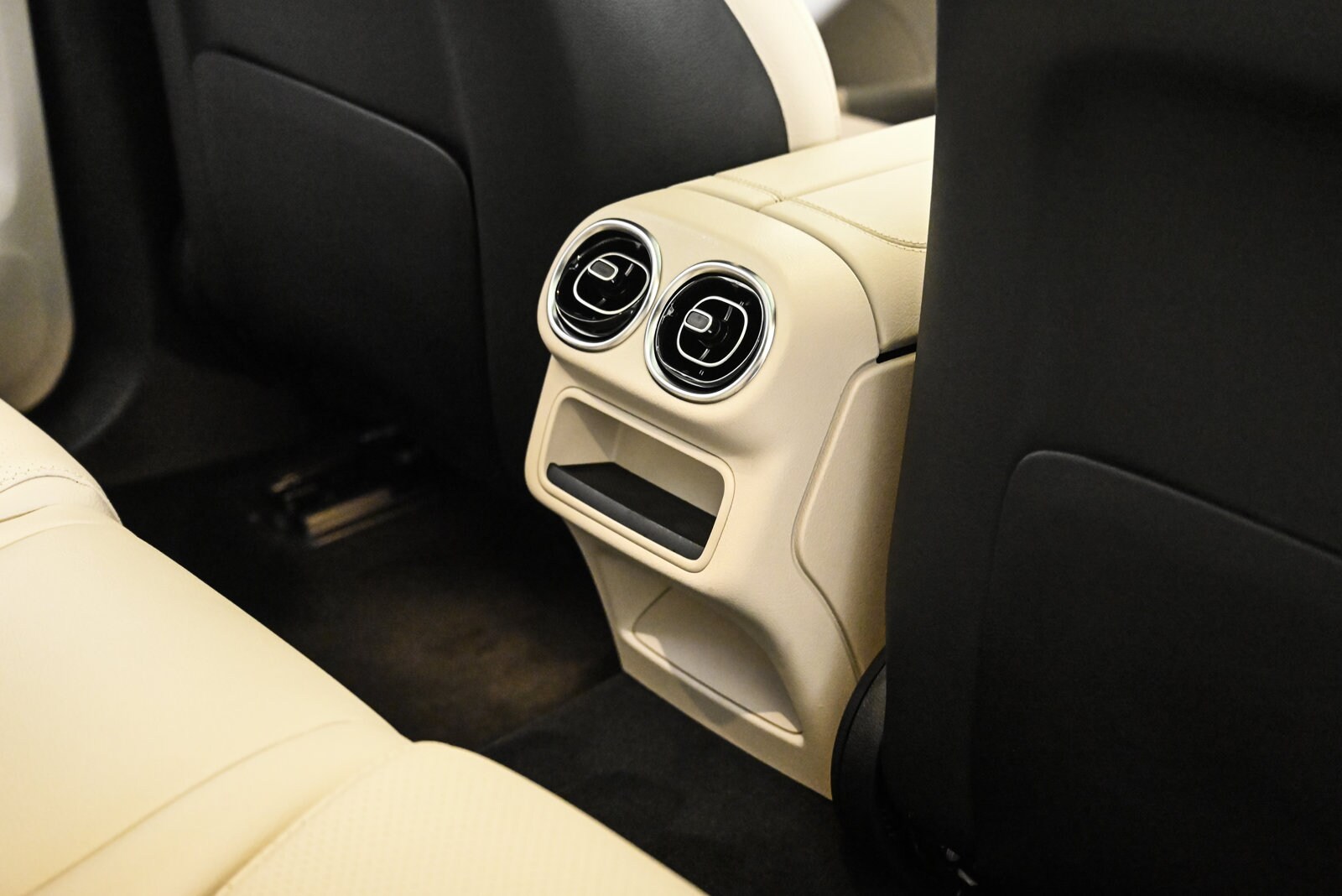 2026 MERCEDES-BENZ GLC-CLASS - Image 19