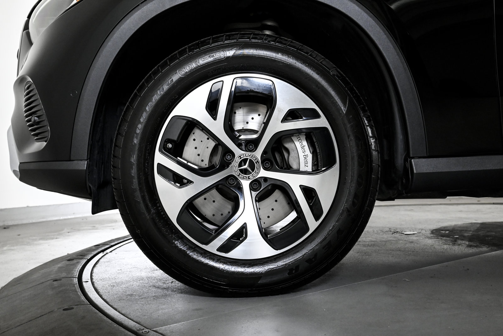 2025 MERCEDES-BENZ GLC-CLASS - Image 9