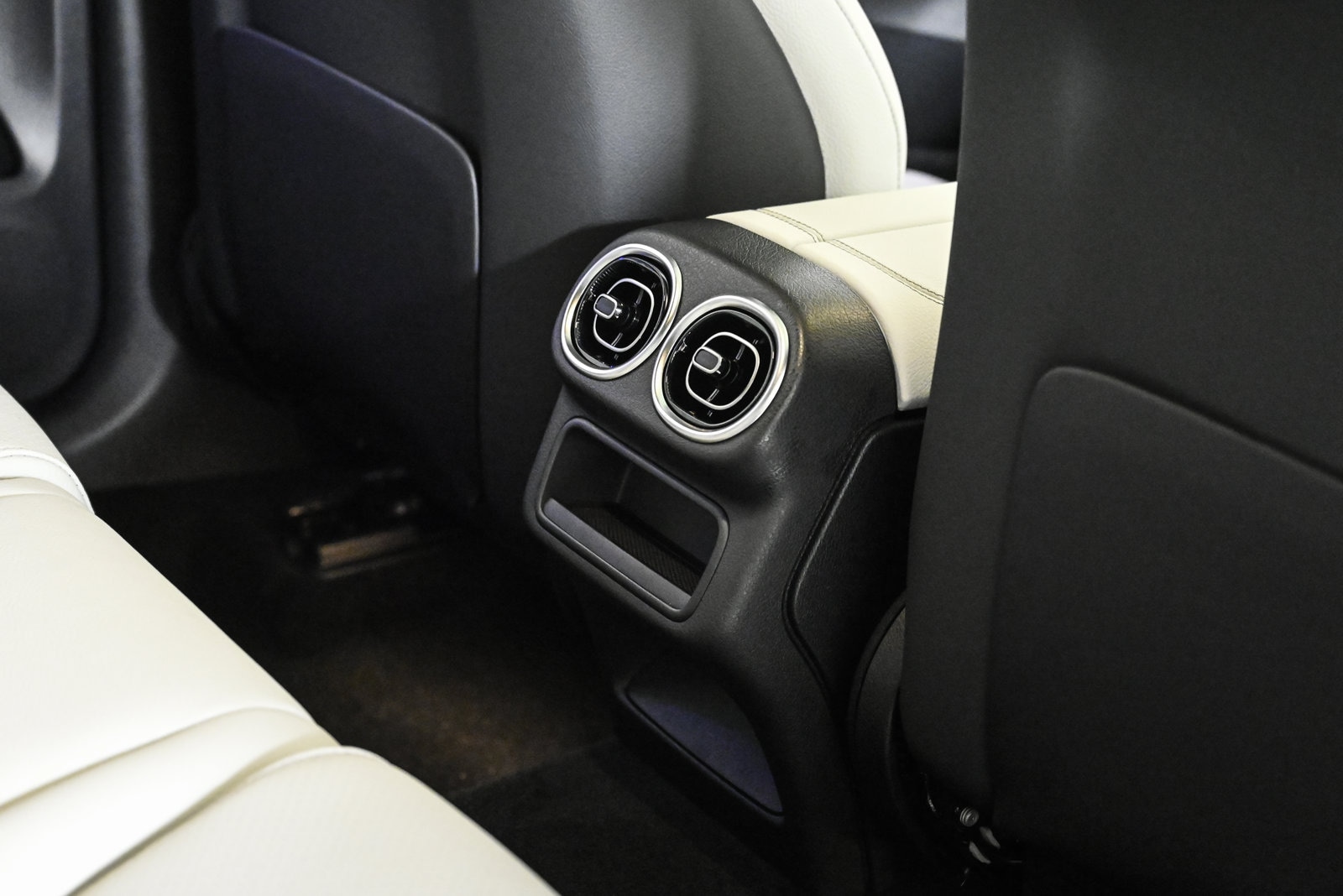 2026 MERCEDES-BENZ GLC-CLASS - Image 19