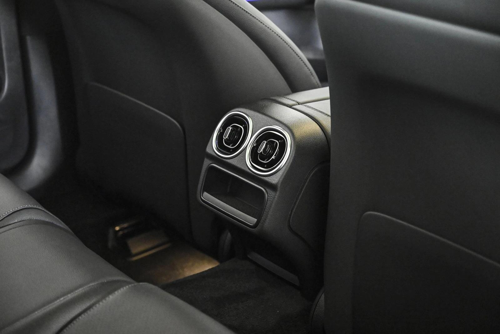 2026 MERCEDES-BENZ C-CLASS - Image 19