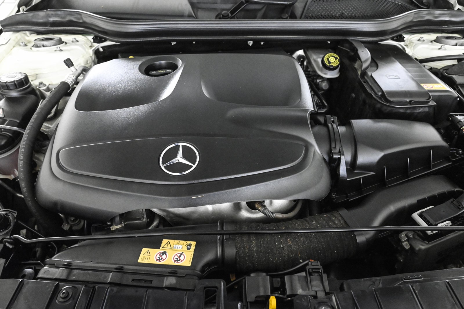 2016 MERCEDES-BENZ GLA-CLASS - Image 25