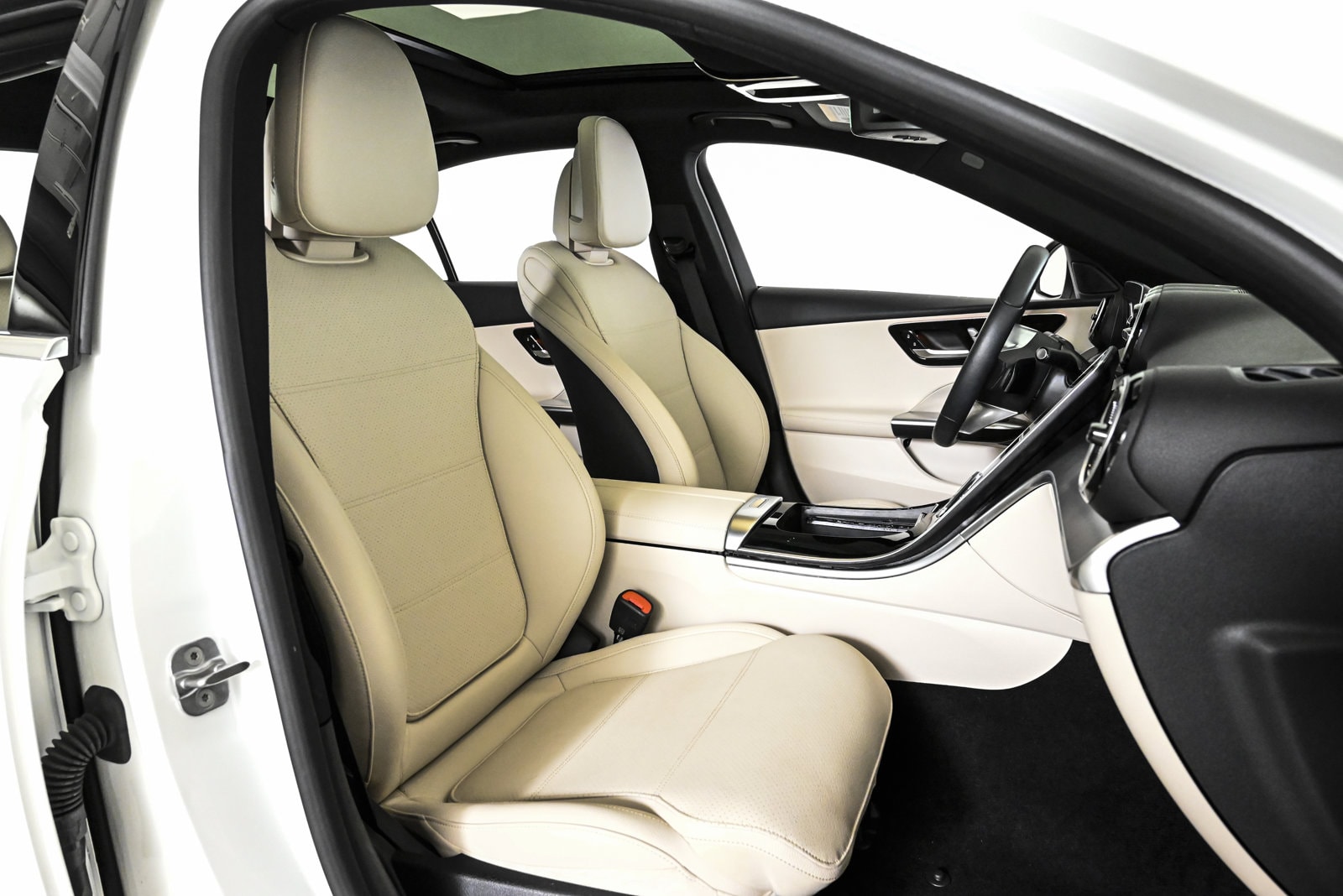 2025 MERCEDES-BENZ C-CLASS - Image 22