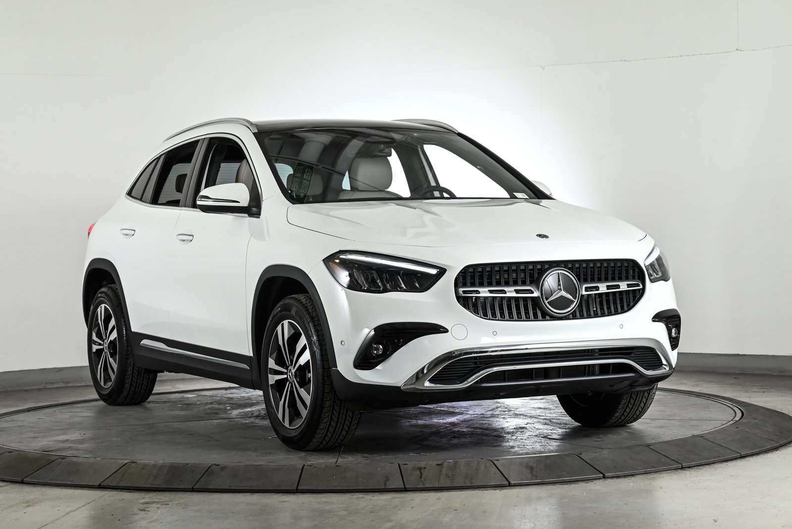 2026 MERCEDES-BENZ GLA-CLASS - Image 3
