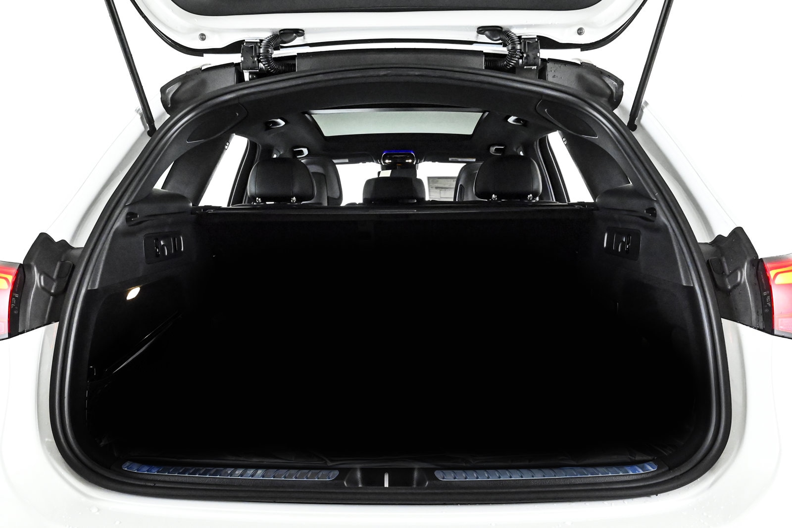 2026 MERCEDES-BENZ GLC-CLASS - Image 6