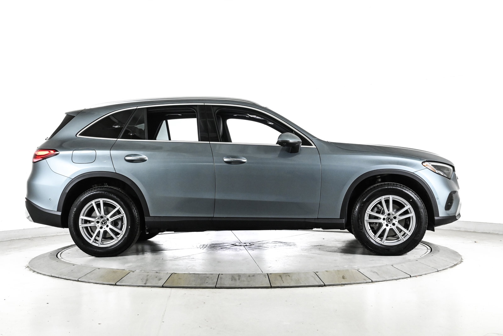 2026 MERCEDES-BENZ GLC-CLASS - Image 4