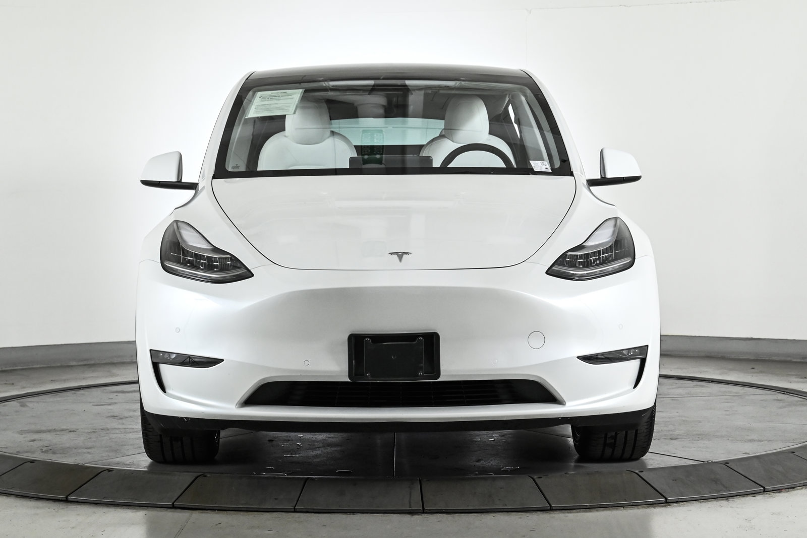 Used 2021 Tesla Model Y Long Range with VIN 5YJYGDEE0MF190092 for sale in Chicago, IL