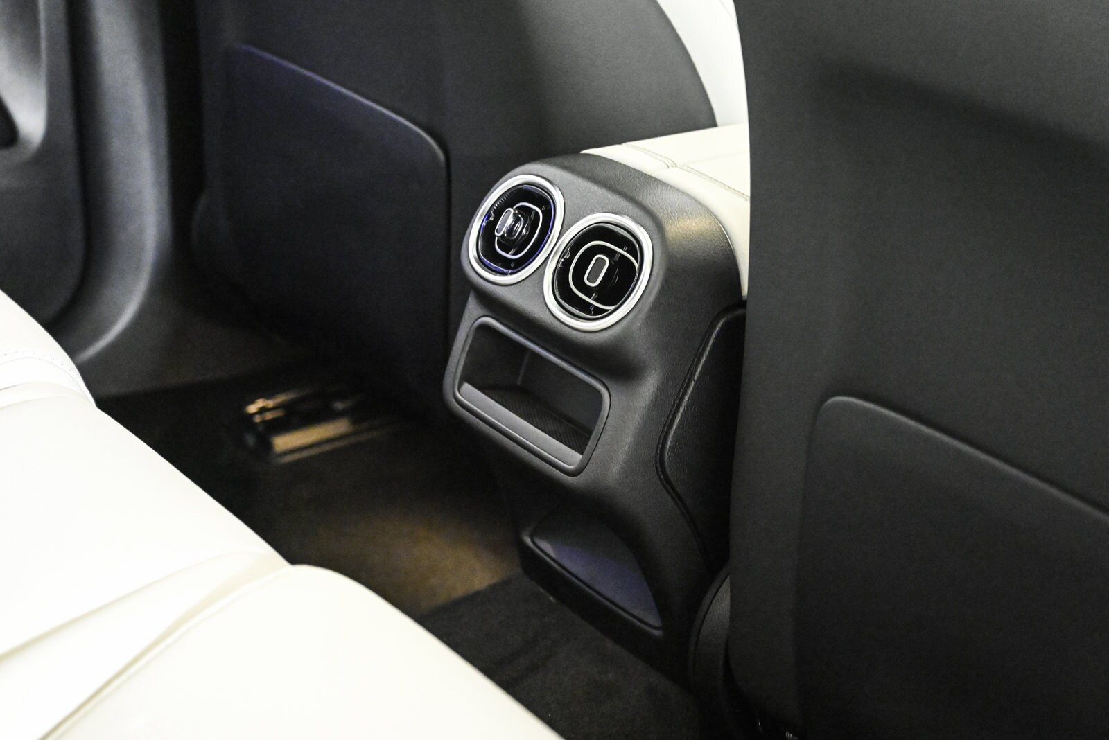 2026 MERCEDES-BENZ GLC-CLASS - Image 19