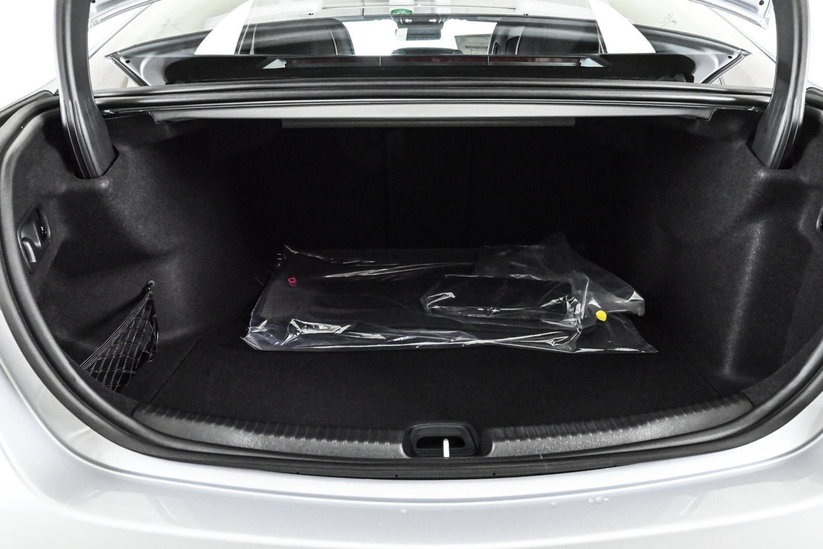 2025 MERCEDES-BENZ C-CLASS - Image 6