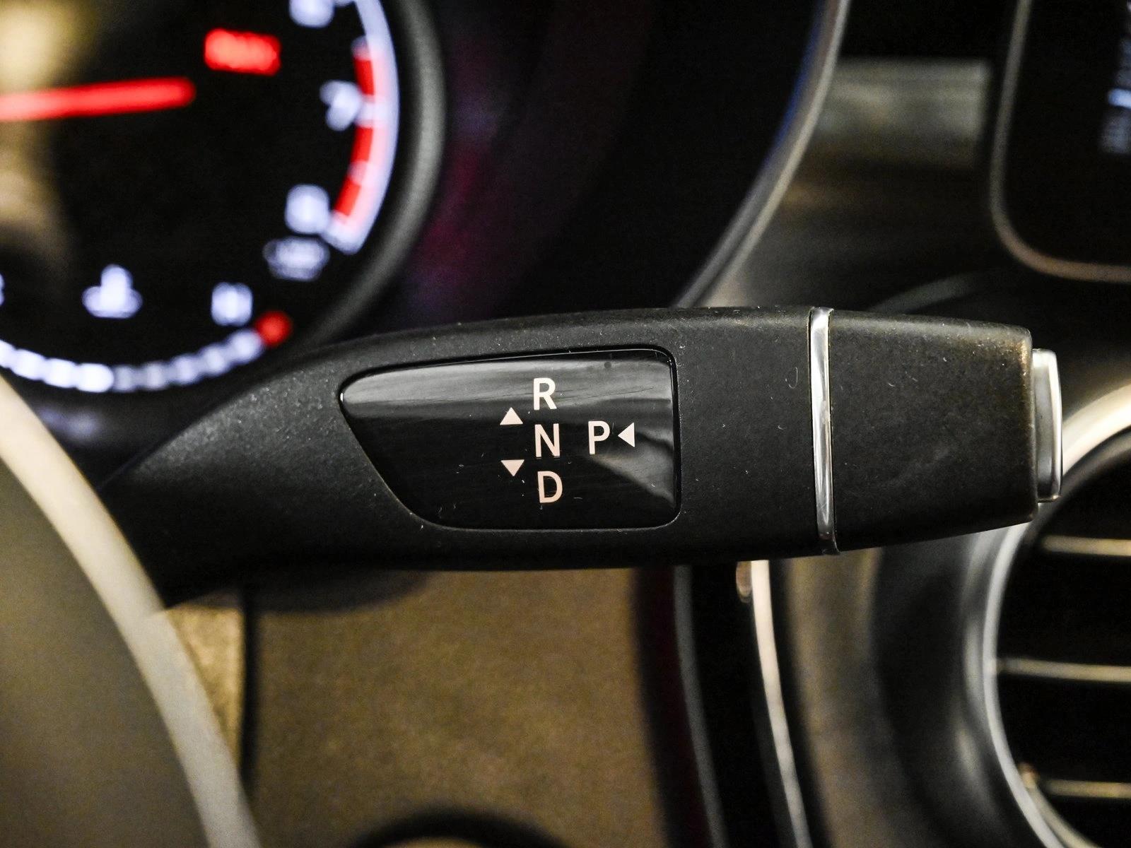 2022 MERCEDES-BENZ GLC-CLASS - Image 12