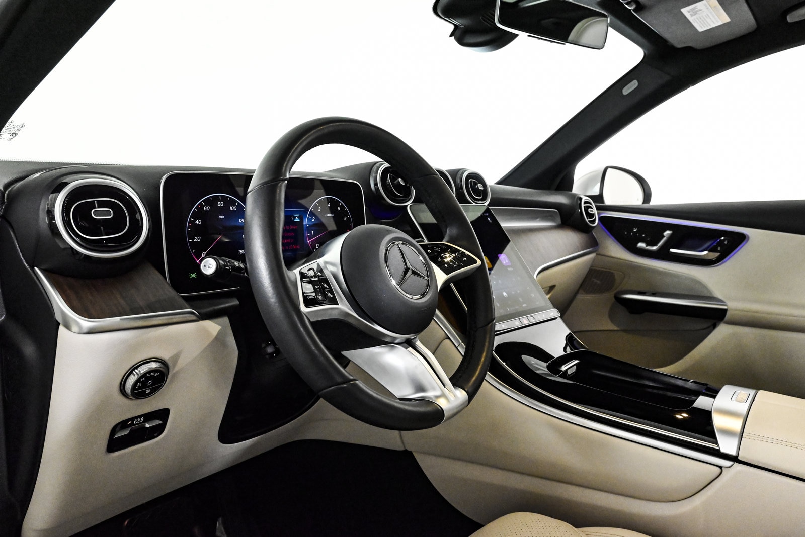 2025 MERCEDES-BENZ GLC-CLASS - Image 10