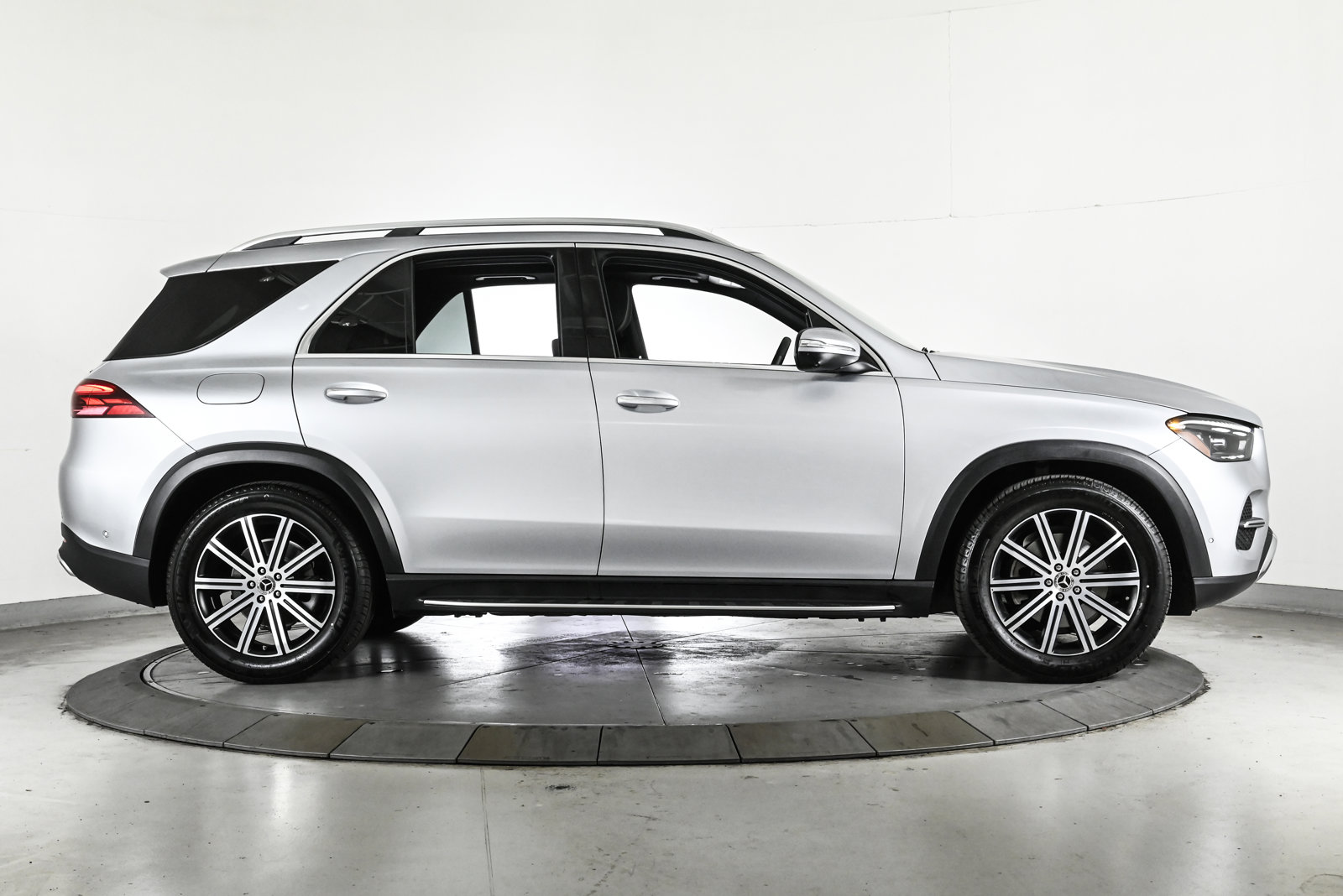 2025 MERCEDES-BENZ GLE-CLASS - Image 4