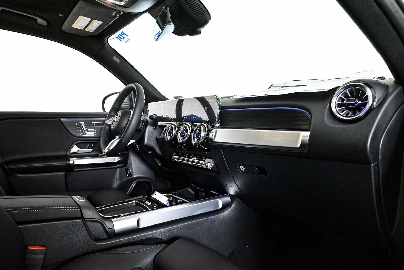 2026 MERCEDES-BENZ GLB-CLASS - Image 24